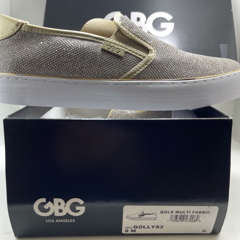 BNIB GBy Guess Los Angeles Gold Golly size 9